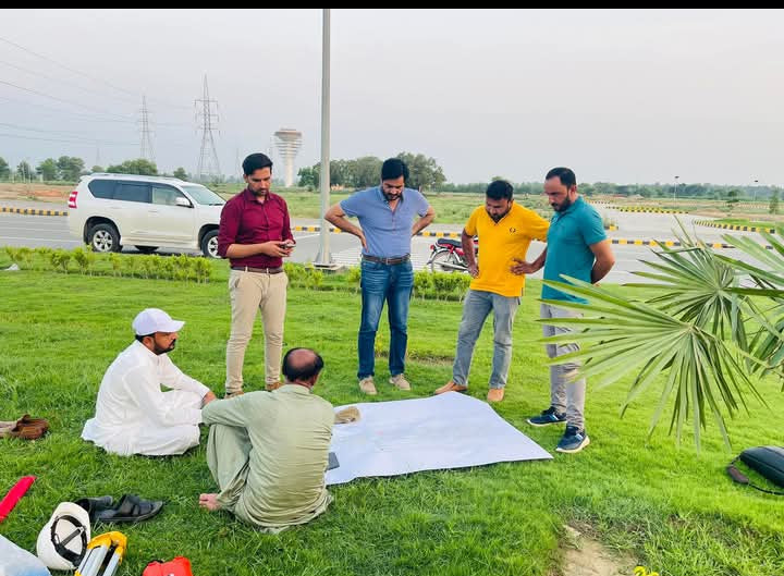 Mr. Asif - Founder of Farooq Nursery Farm